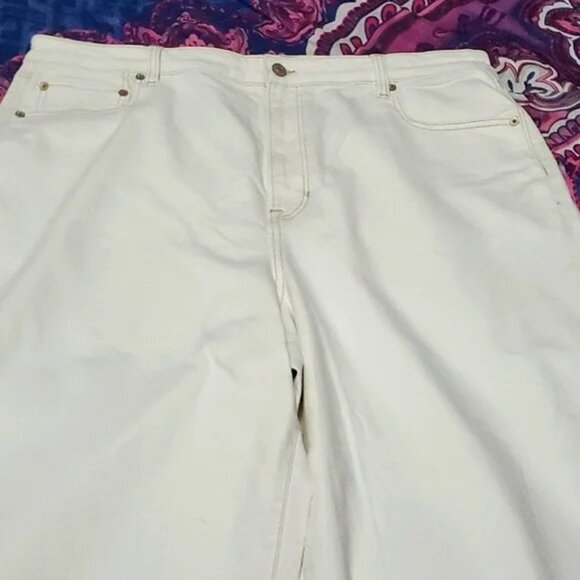 HOST PICK NWOT American Eagle Trendy Boho Chic Off White Wide Leg Cropped Jeans - Picture 5 of 15